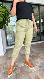 Load image into Gallery viewer, Beatriz Cargo Pants
